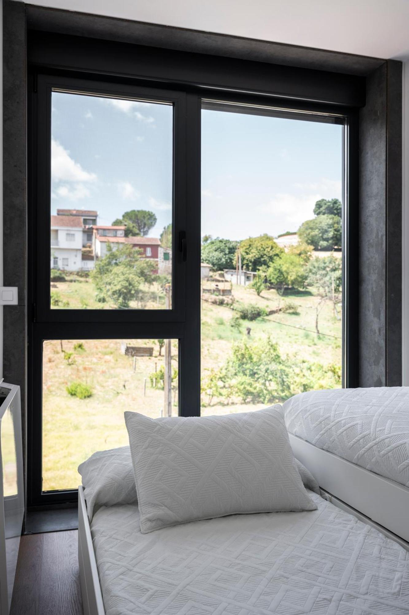 Urbanfive Apartamentos Ourense Centro Экстерьер фото