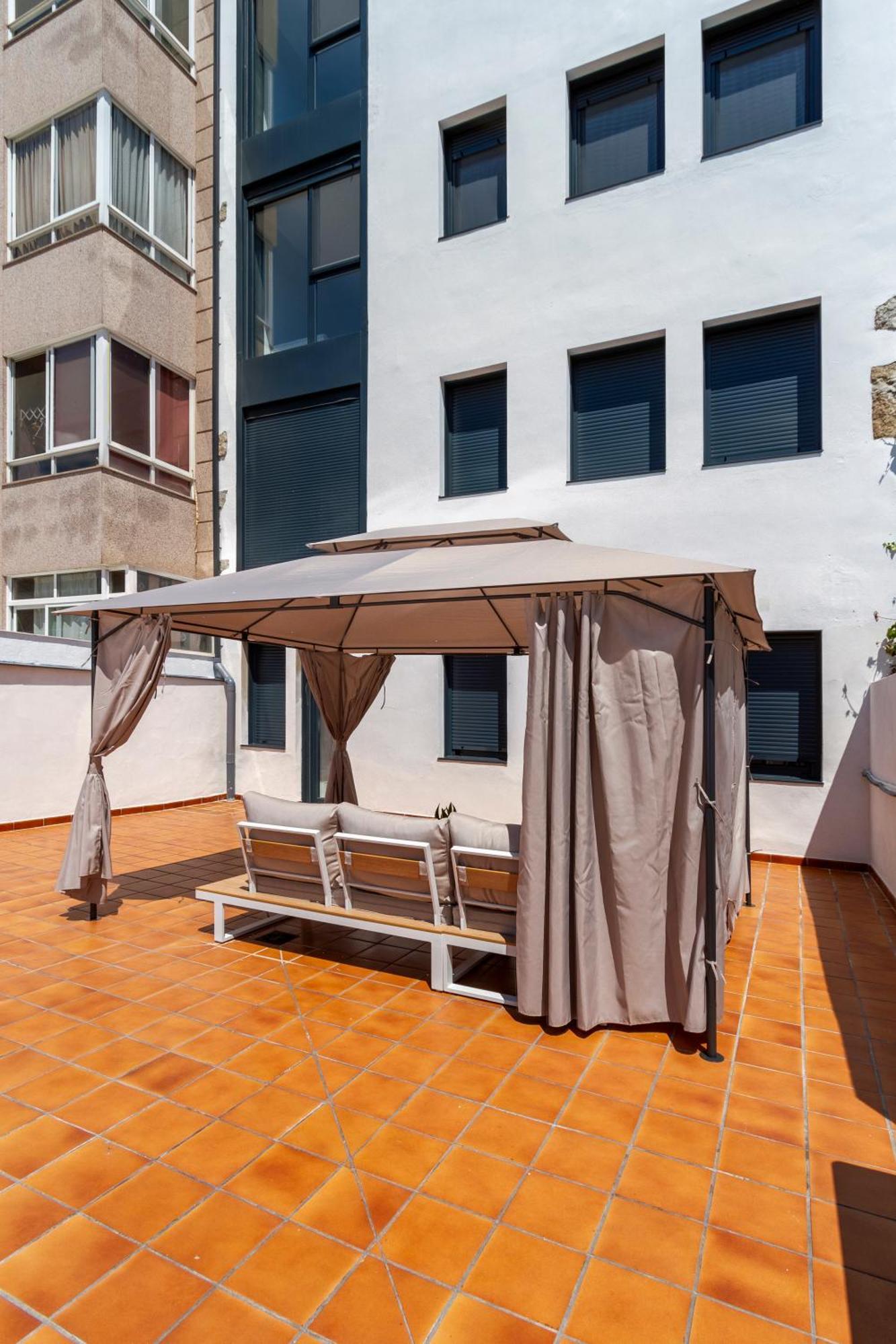 Urbanfive Apartamentos Ourense Centro Экстерьер фото