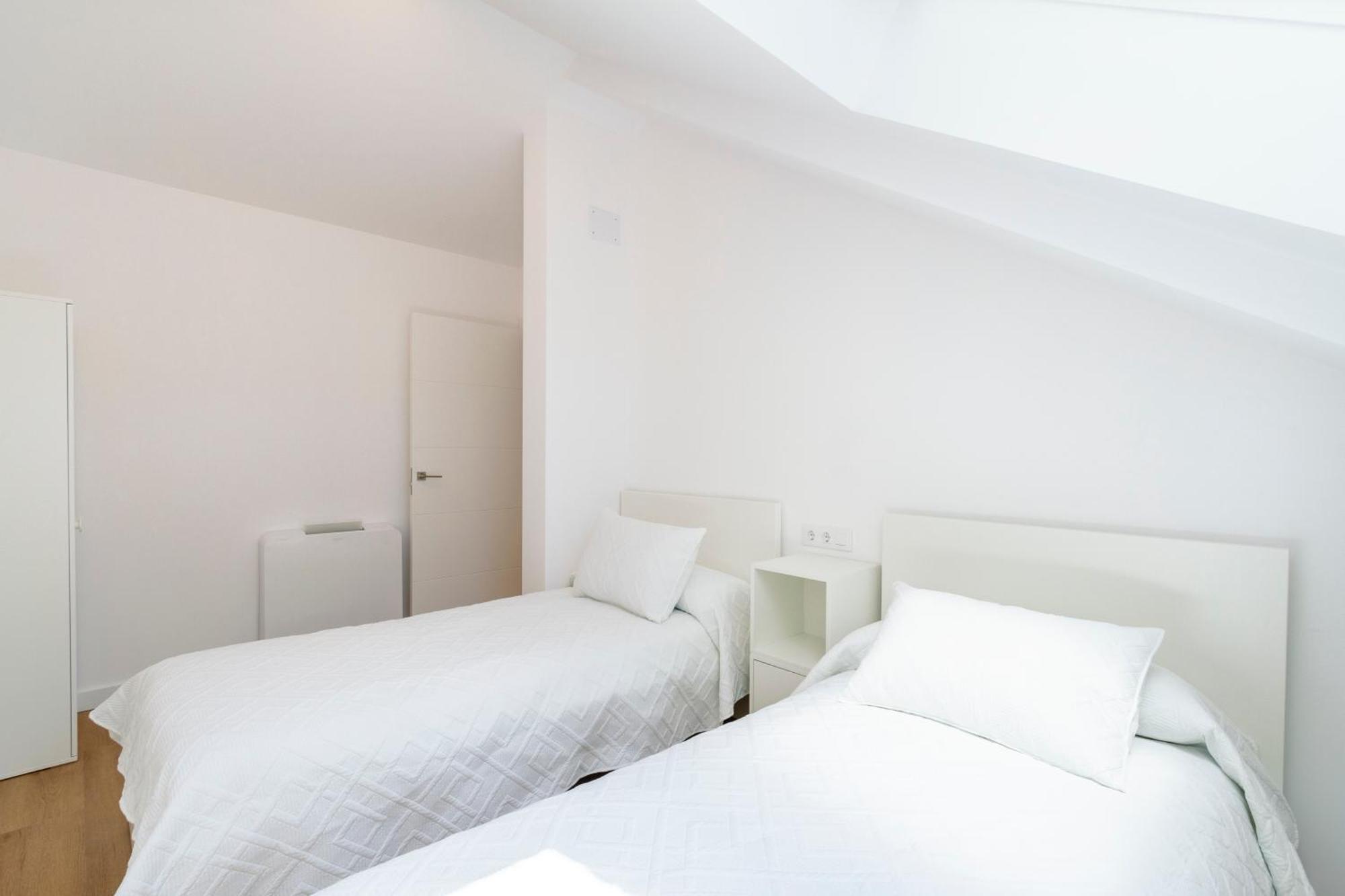 Urbanfive Apartamentos Ourense Centro Экстерьер фото