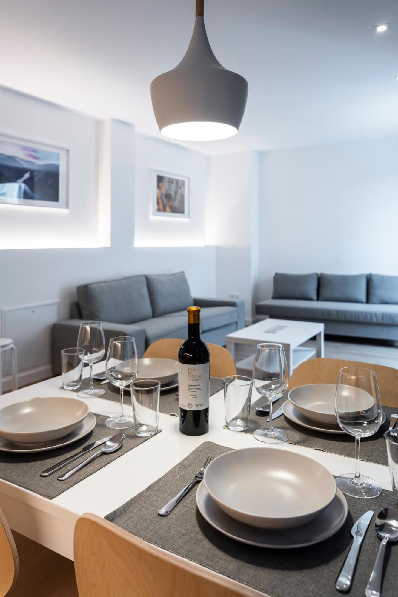 Urbanfive Apartamentos Ourense Centro Экстерьер фото